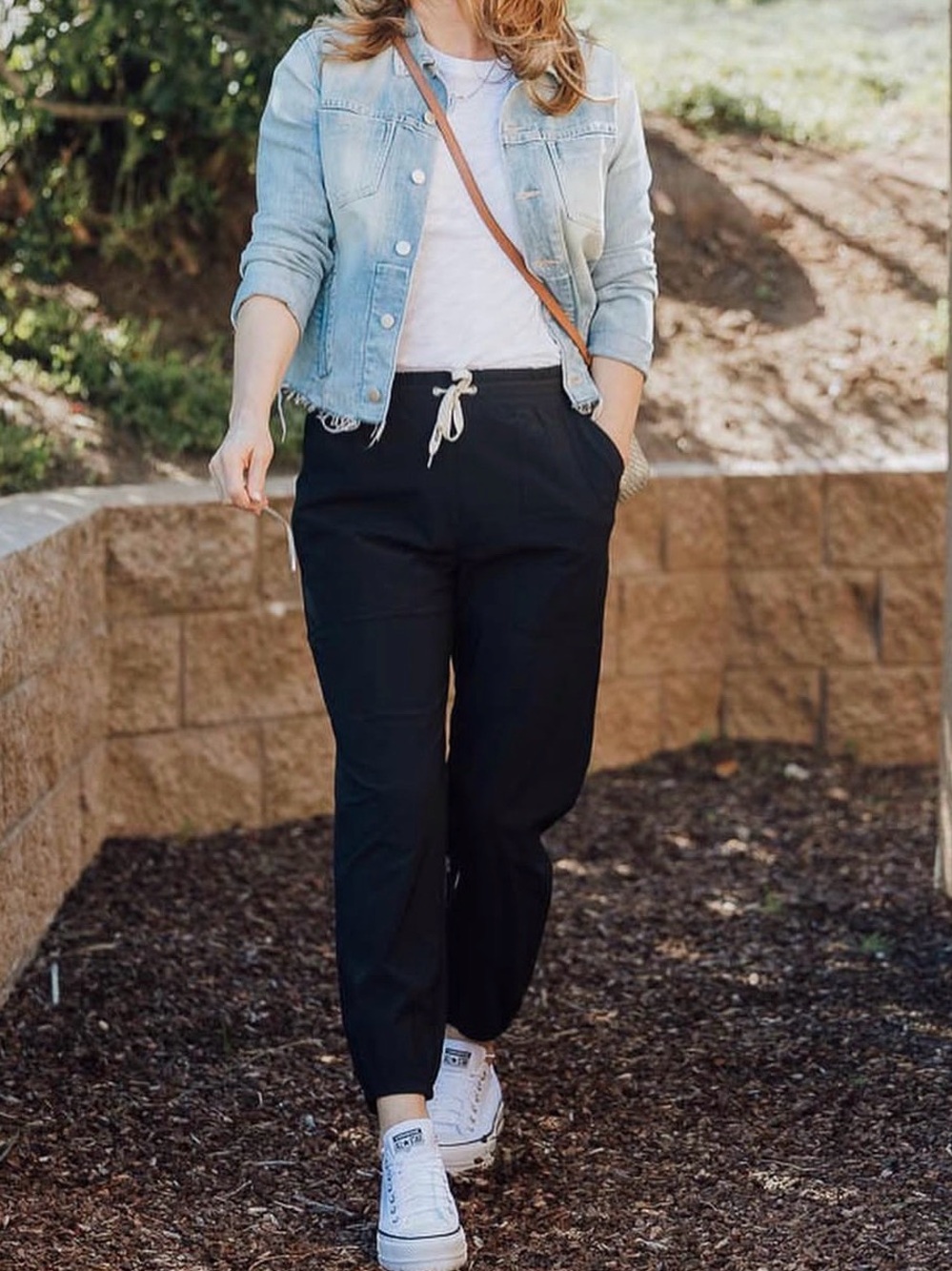 Vuori Black Drawstring Joggers with Elastic Cuffs